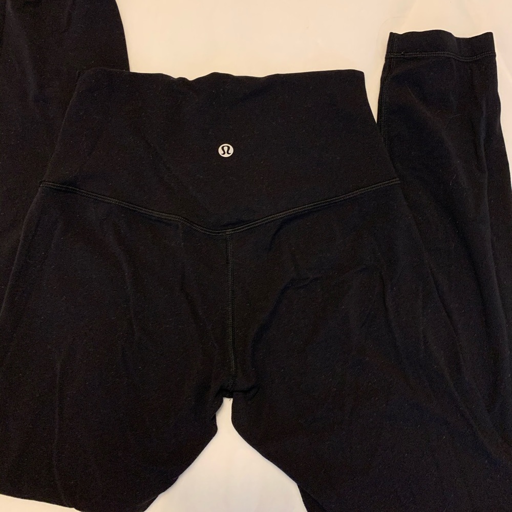 Black Lululemon Aligns 7/8